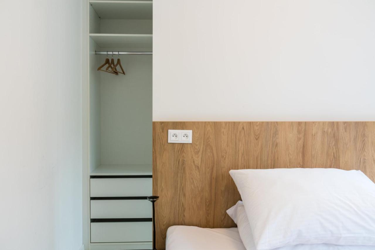 City Castle Apartments Free Parking Bratislava Bagian luar foto