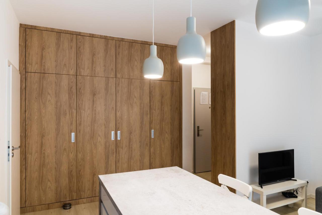 City Castle Apartments Free Parking Bratislava Bagian luar foto