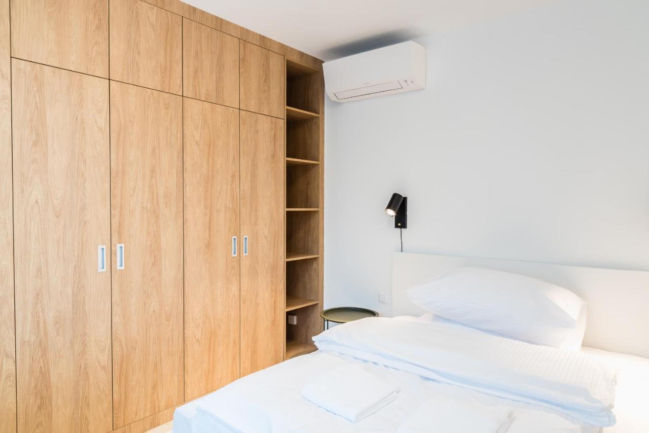 City Castle Apartments Free Parking Bratislava Bagian luar foto