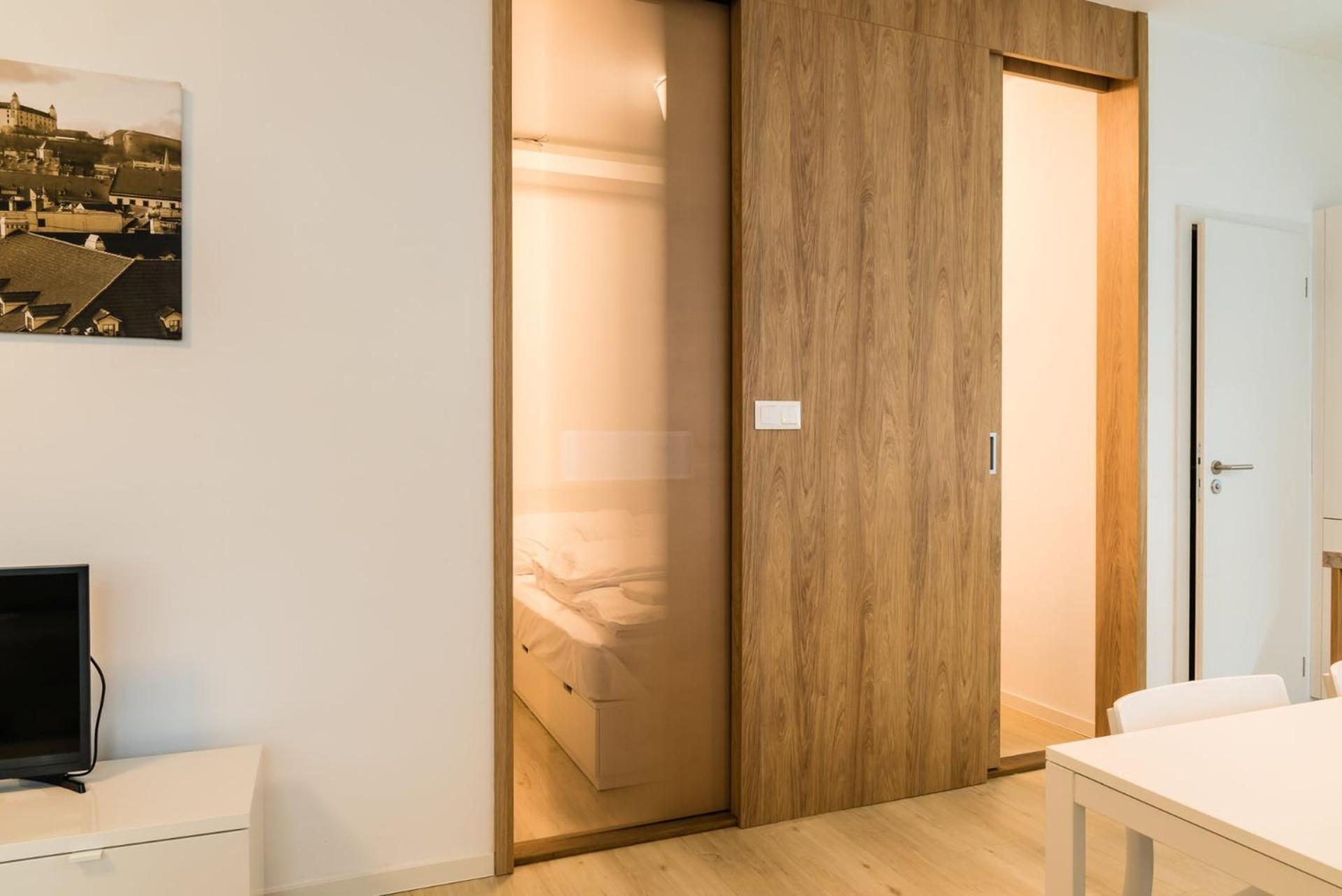 City Castle Apartments Free Parking Bratislava Ruang foto